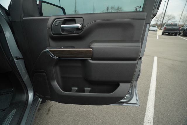 2022 Chevrolet Silverado 1500 LTD 2WD Crew Cab Short Bed LT