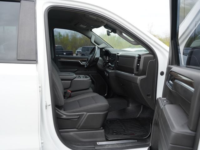 2022 Chevrolet Silverado 1500 4WD Crew Cab Standard Bed LT