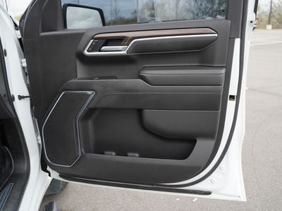 2022 Chevrolet Silverado 1500 4WD Crew Cab Standard Bed LT