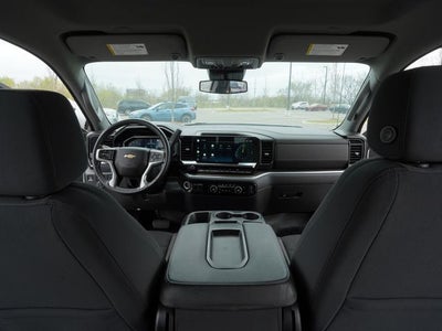 2022 Chevrolet Silverado 1500 4WD Crew Cab Standard Bed LT