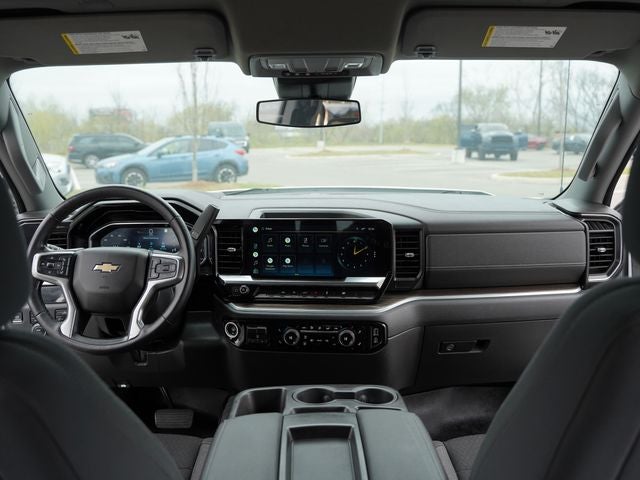 2022 Chevrolet Silverado 1500 4WD Crew Cab Standard Bed LT