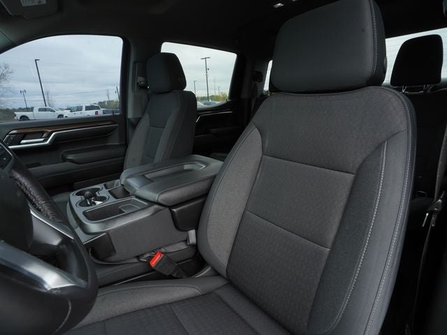 2022 Chevrolet Silverado 1500 4WD Crew Cab Standard Bed LT