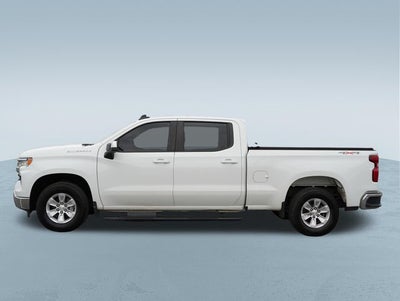 2022 Chevrolet Silverado 1500 4WD Crew Cab Standard Bed LT