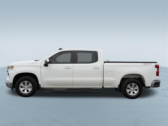 2022 Chevrolet Silverado 1500 4WD Crew Cab Standard Bed LT
