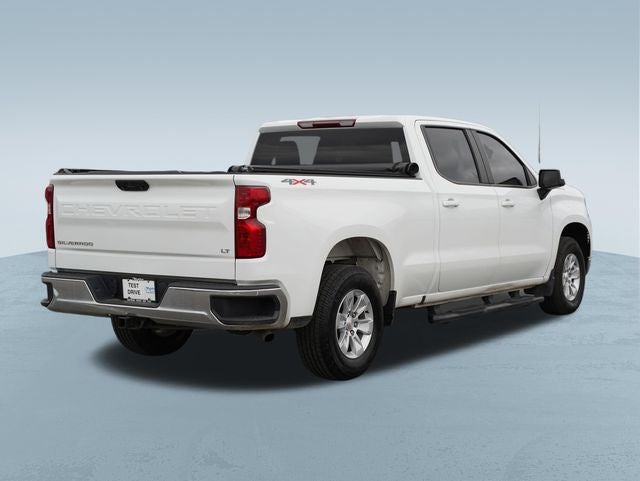 2022 Chevrolet Silverado 1500 4WD Crew Cab Standard Bed LT