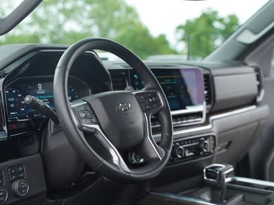 2024 Chevrolet Silverado 1500 4WD Crew Cab Short Bed LT Trail Boss