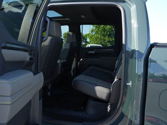 2026 Chevrolet Silverado 1500 4WD Crew Cab Short Bed ZR2