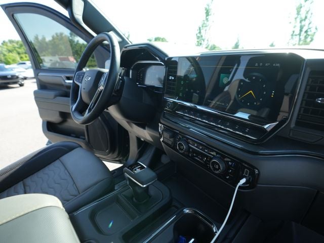 2026 Chevrolet Silverado 1500 4WD Crew Cab Short Bed ZR2