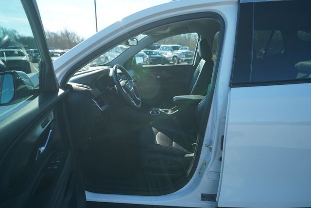 2023 GMC Terrain AWD SLT