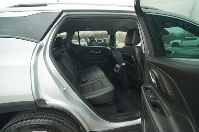 2022 GMC Terrain AWD SLT