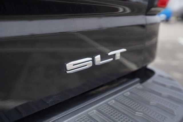 2021 GMC Sierra 1500 4WD Crew Cab Short Box SLT