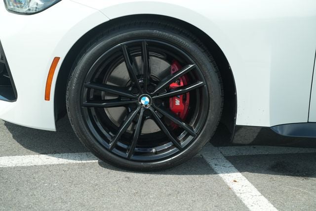 2023 BMW 230 230i