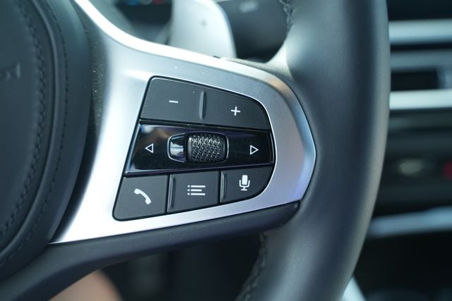 2023 BMW 230 230i