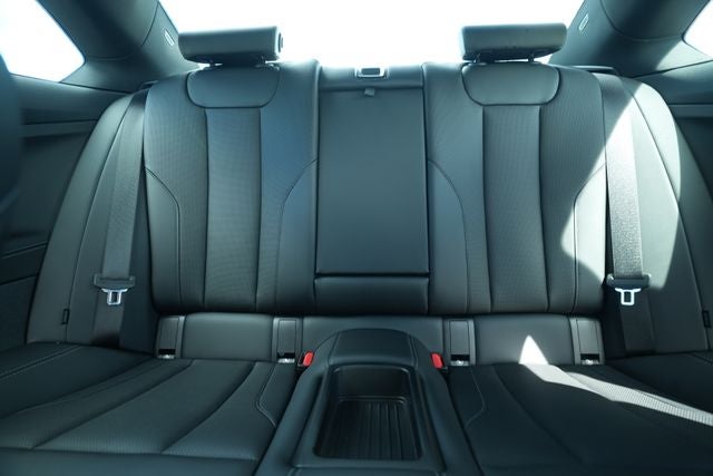 2023 BMW 230 230i