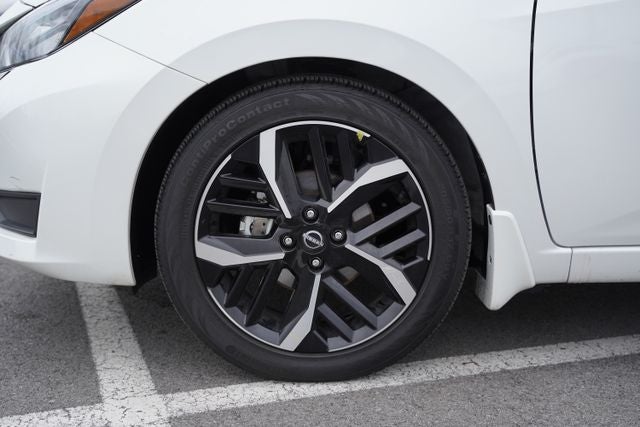 2025 Nissan Versa 1.6 SR