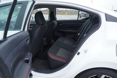 2025 Nissan Versa 1.6 SR