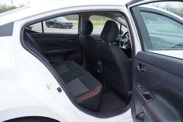 2025 Nissan Versa 1.6 SR