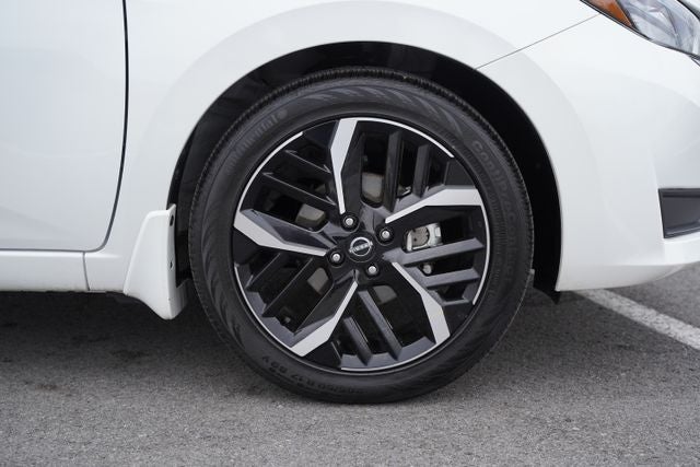 2025 Nissan Versa 1.6 SR