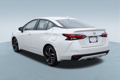 2025 Nissan Versa 1.6 SR
