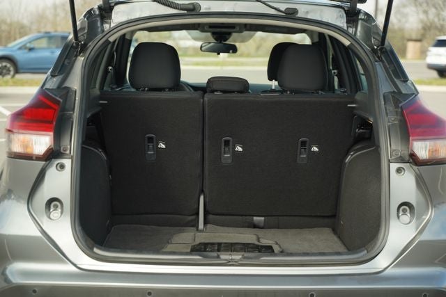 2024 Nissan Kicks SR Xtronic CVT