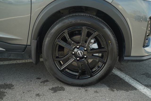 2024 Nissan Kicks SR Xtronic CVT