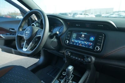 2024 Nissan Kicks SR Xtronic CVT