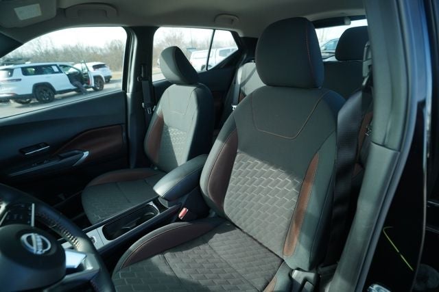 2024 Nissan Kicks SR Xtronic CVT
