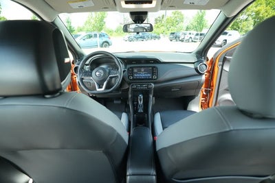 2021 Nissan Kicks SR