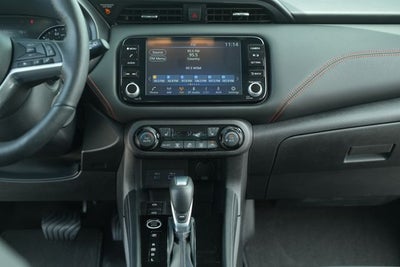 2021 Nissan Kicks SR