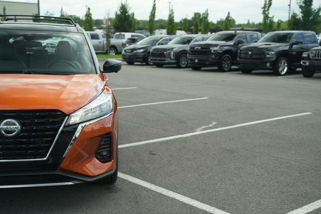 2021 Nissan Kicks SR