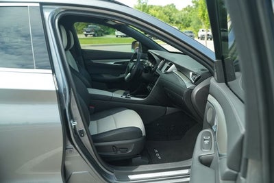 2023 INFINITI QX55 LUXE