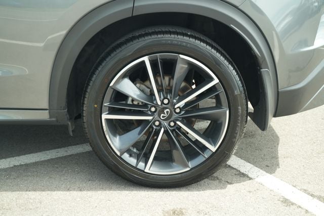 2023 INFINITI QX55 LUXE