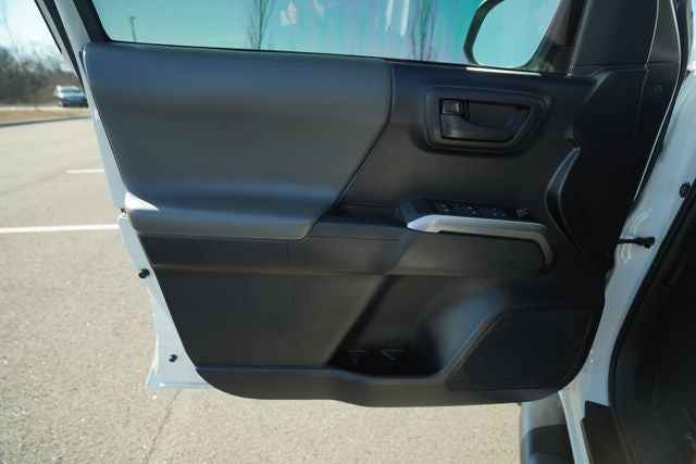 2020 Toyota Tacoma SR5 V6