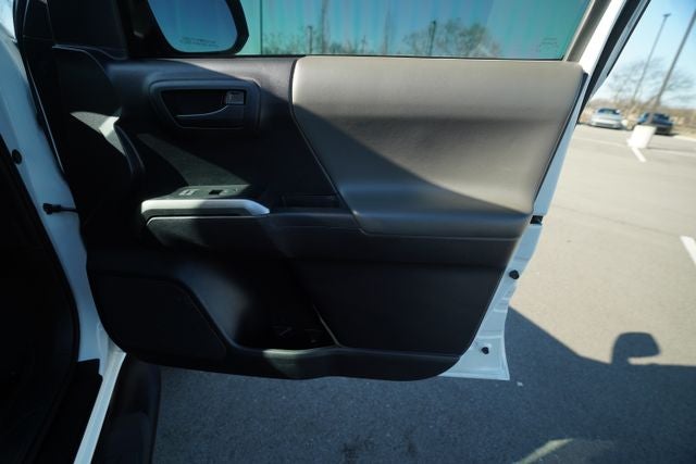 2020 Toyota Tacoma SR5 V6