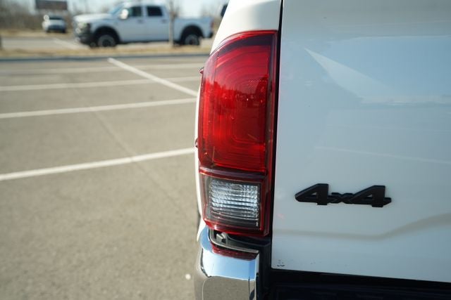 2020 Toyota Tacoma SR5 V6