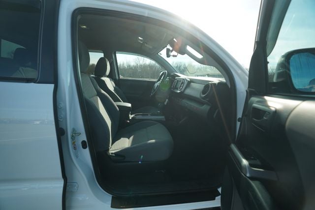 2020 Toyota Tacoma SR5 V6