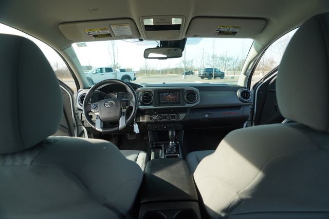 2020 Toyota Tacoma SR5 V6