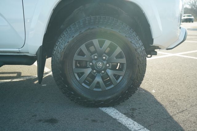2020 Toyota Tacoma SR5 V6