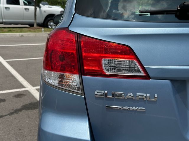 2011 Subaru Outback 2.5i