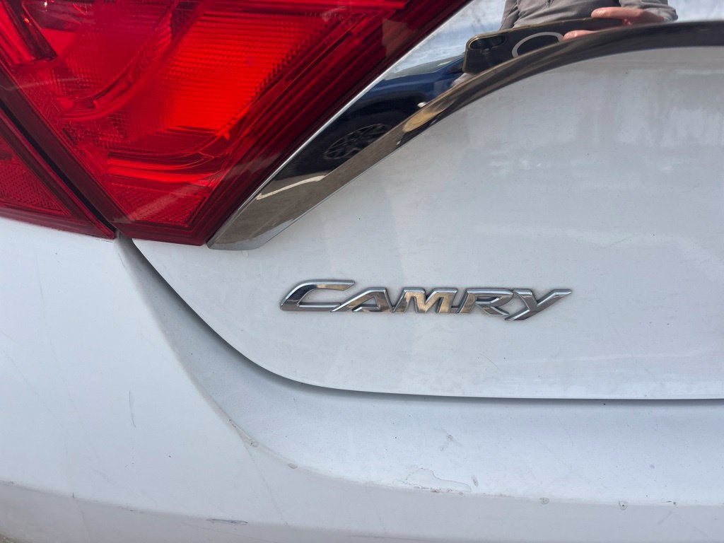 2016 Toyota Camry SE
