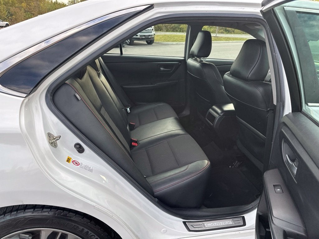 2016 Toyota Camry SE