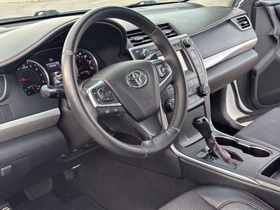 2016 Toyota Camry SE