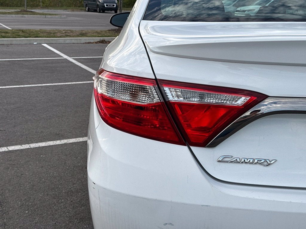 2016 Toyota Camry SE