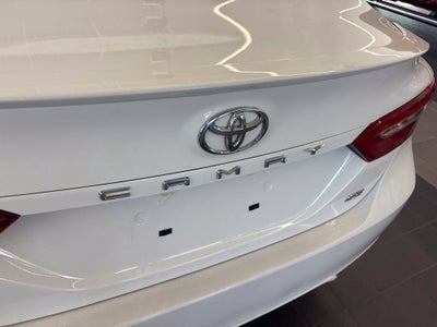 2020 Toyota Camry SE