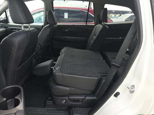 2022 Honda Pilot 2WD Special Edition