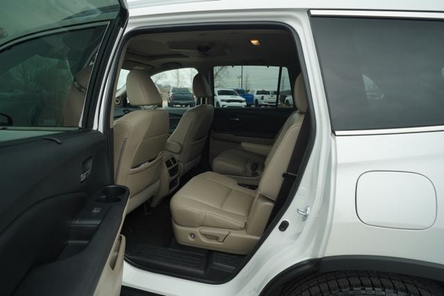 2022 Honda Pilot AWD Touring 7 Passenger