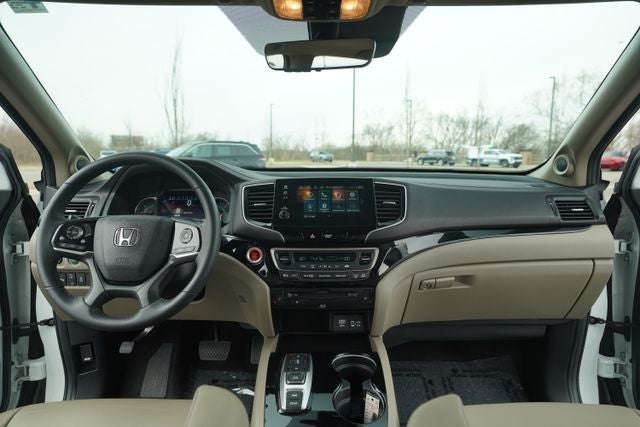 2022 Honda Pilot AWD Touring 7 Passenger