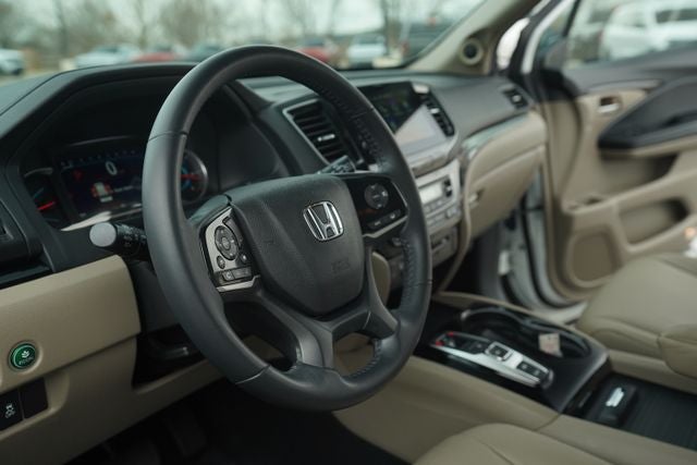 2022 Honda Pilot AWD Touring 7 Passenger