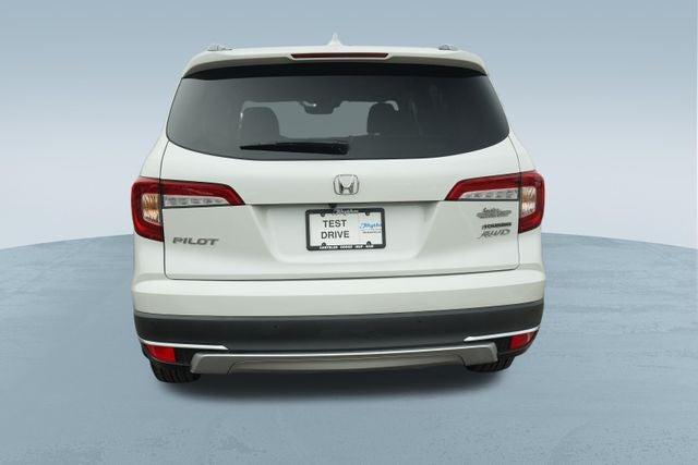 2022 Honda Pilot AWD Touring 7 Passenger