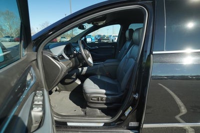 2023 Buick Enclave Essence FWD